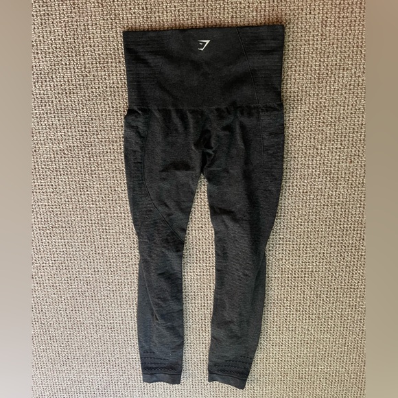 Gymshark Dark Grey Workout Cropped Leggings S 🦈 - Picture 2 of 7